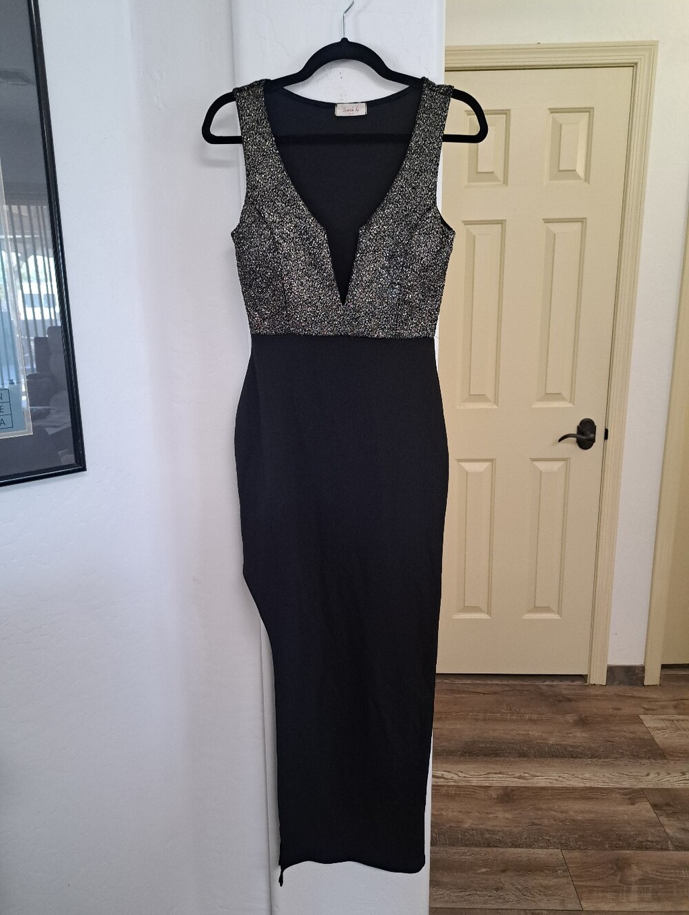 Sarah La Vintage Black Maxi Dress with Sparkling Silver Bodice Deep V Neckline M - Picture 3 of 6